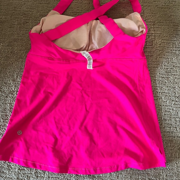 New with out tags built in bra - Picture 2 of 2